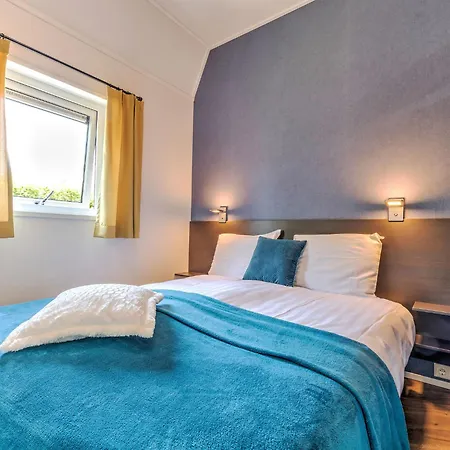 מלון Lovely In With Bubble Bath