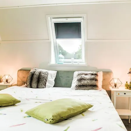Ferienhaus Lovely In With Bubble Bath