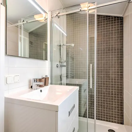 فندق Lovely In With Bubble Bath 4*