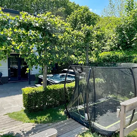 מלון Lovely In With Bubble Bath קאטשאופל