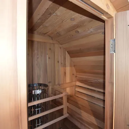 מלון Lovely In With Bubble Bath