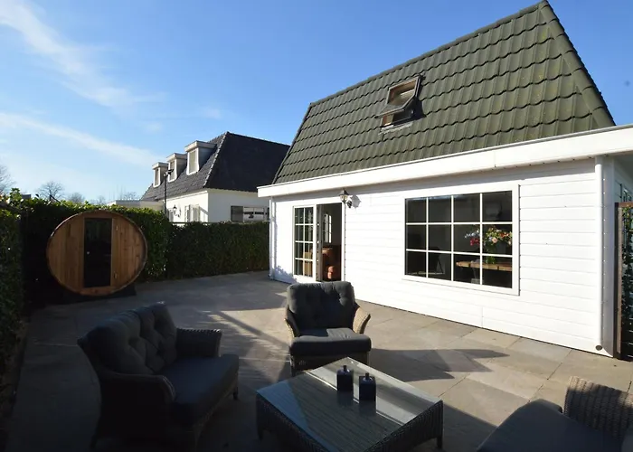 Hotel Lovely In With Bubble Bath Kaatsheuvel