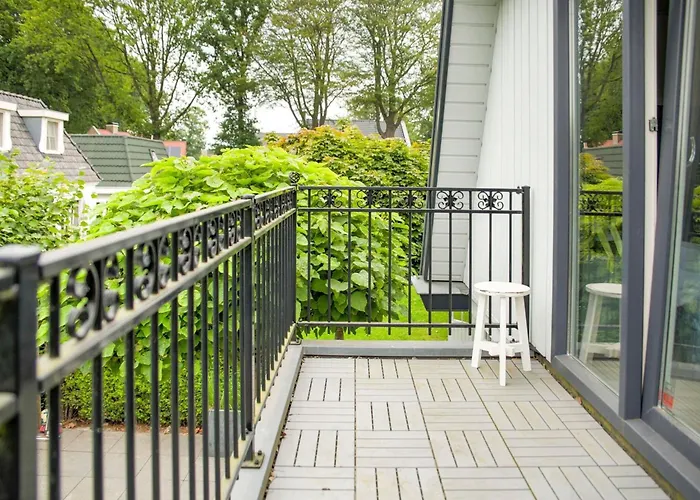 Lovely In With Bubble Bath Hotel Kaatsheuvel