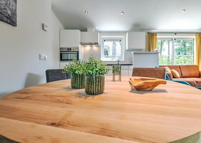 Lovely In With Bubble Bath Hotel Kaatsheuvel