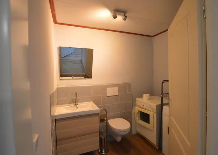 Lovely In With Bubble Bath Hotel