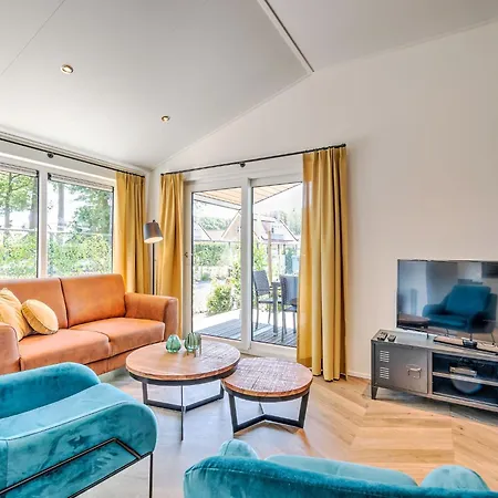 Lovely In With Bubble Bath فندق 4*