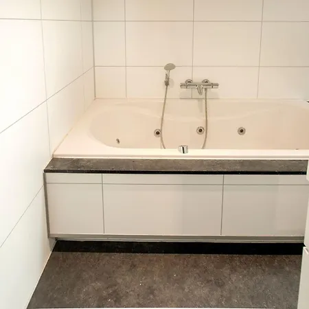 Lovely In With Bubble Bath فندق