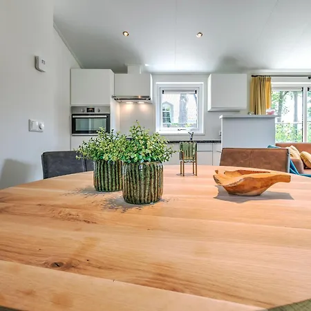 Lovely In With Bubble Bath فندق كاتْسهوفيل