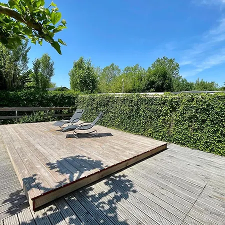 Lovely In With Bubble Bath فندق كاتْسهوفيل