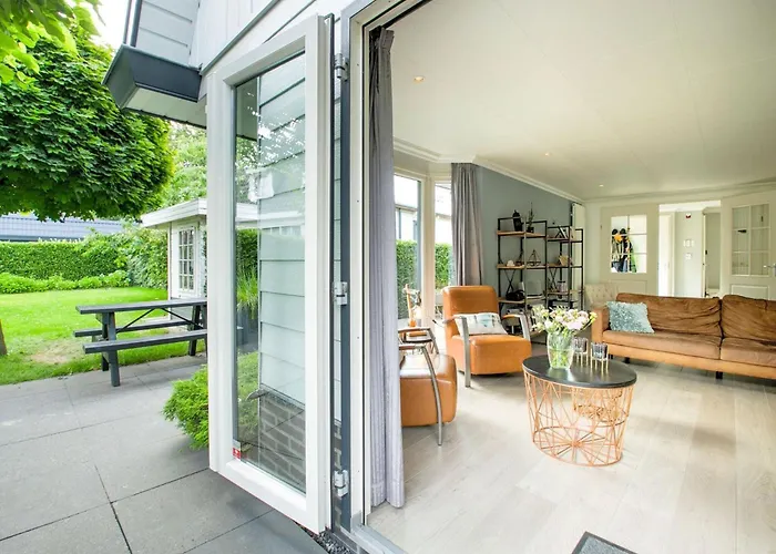 Lovely In With Bubble Bath 4* Kaatsheuvel